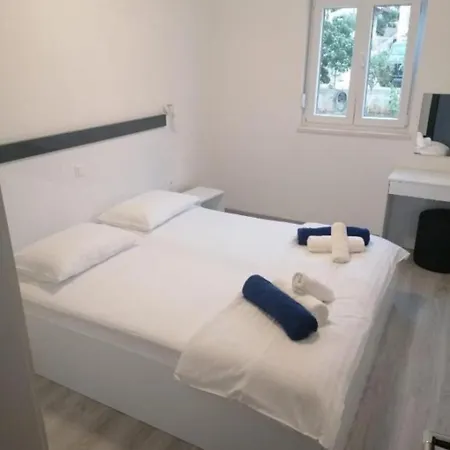 Apartment Ivan - Heated Pool *