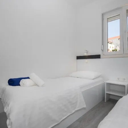 Apartment Ivan - Heated Pool
