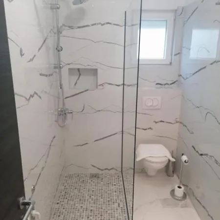 Ivan - Heated Pool Apartment *