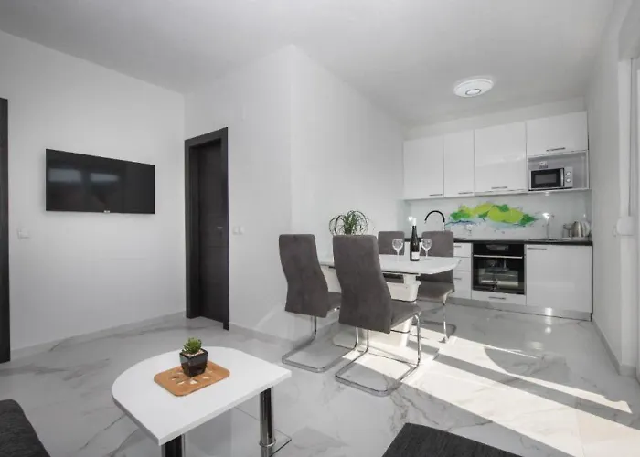 Ivan Apartamento Postira