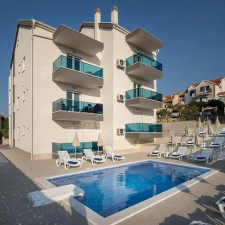 Ivan Apartman Postira